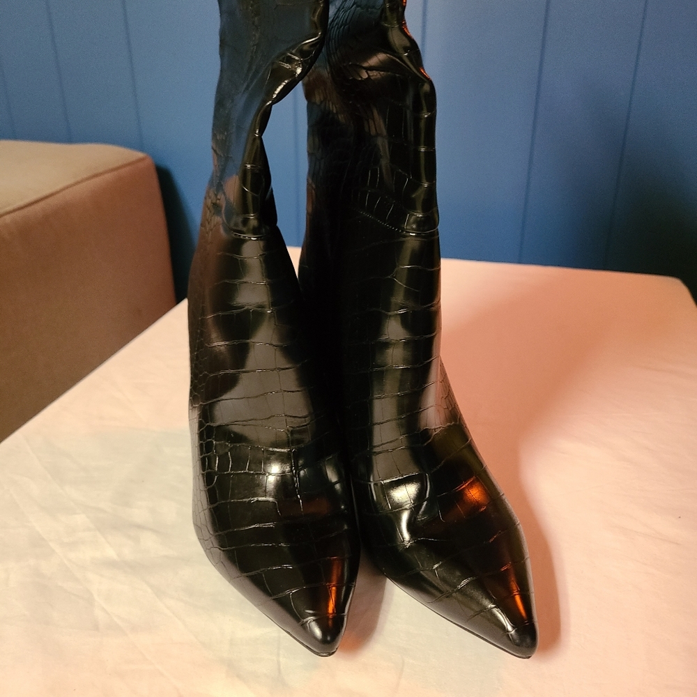 Steve Madden Nikitta Black Croc Textured Boots Size 8 - Picture 4 of 14